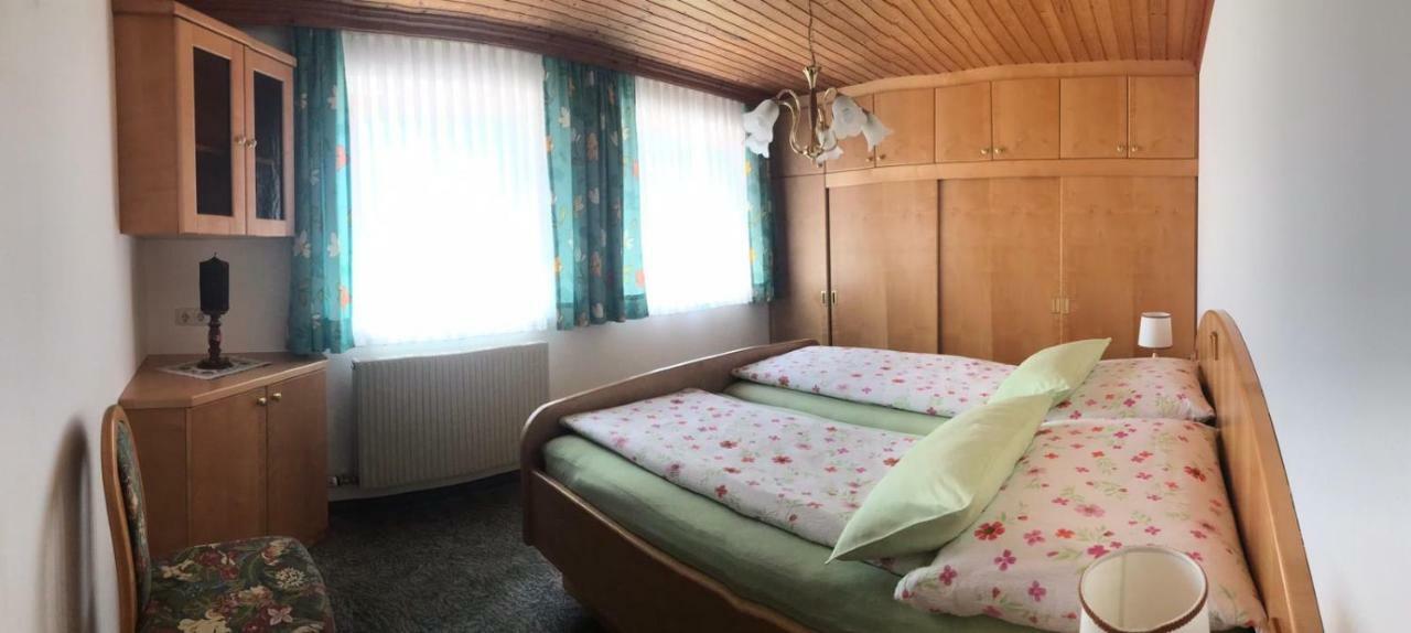 Biobergbauernhof Bergzeit Apartment In กอลด์เอก ภายนอก รูปภาพ