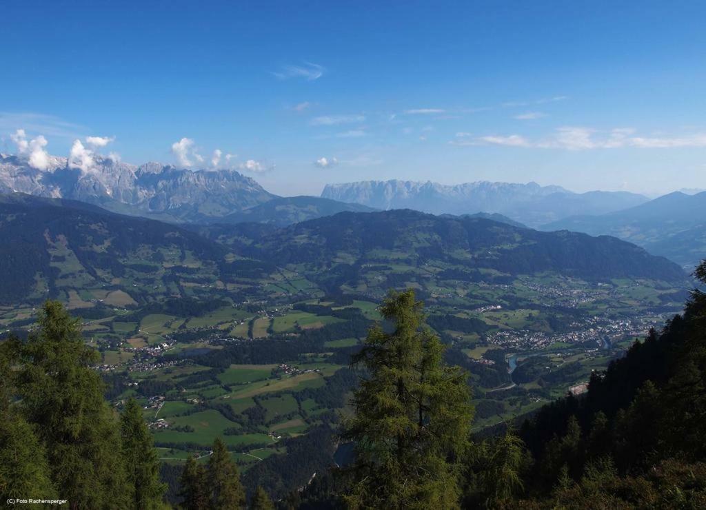 Biobergbauernhof Bergzeit Apartment In กอลด์เอก ภายนอก รูปภาพ